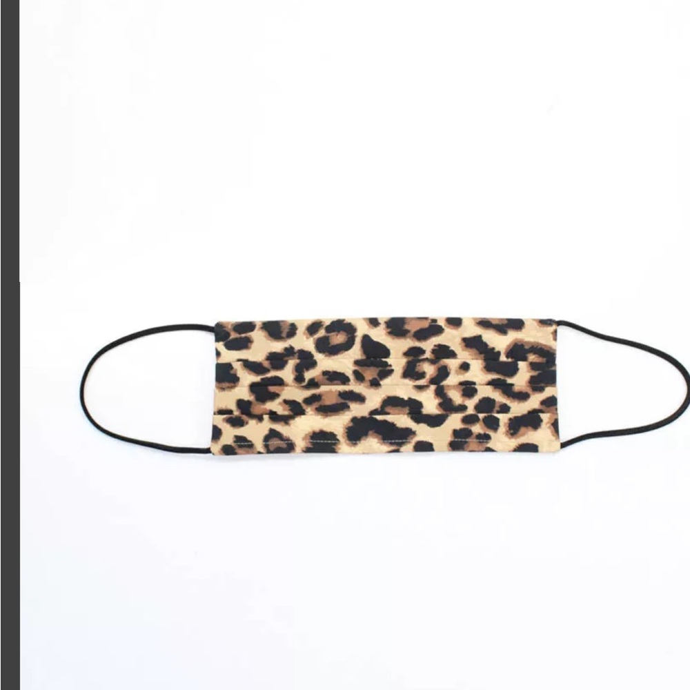 Veronica beard cheetah Leopard Print Face Mask COVID flu mask sick new logo